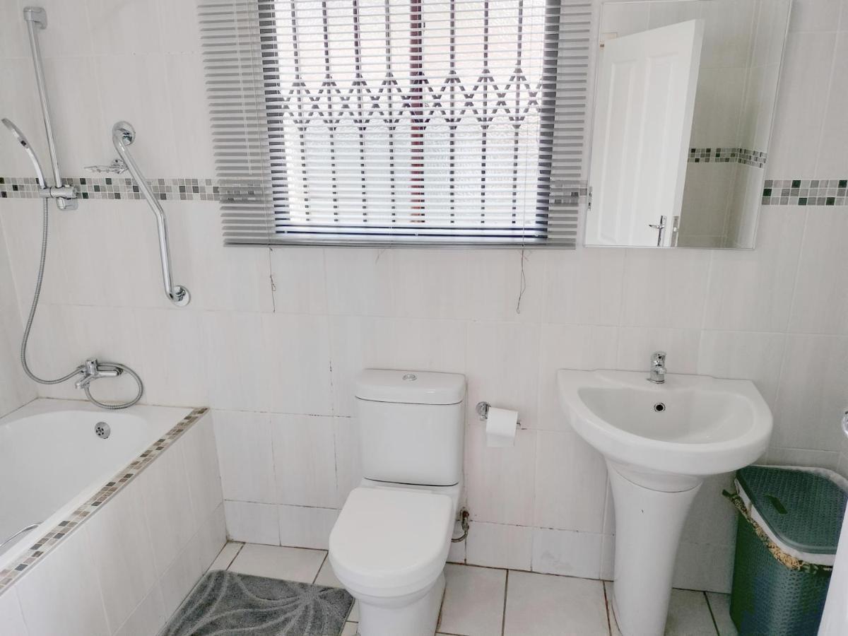 Sunrise Guesthouse Pretoria Ngoại thất bức ảnh